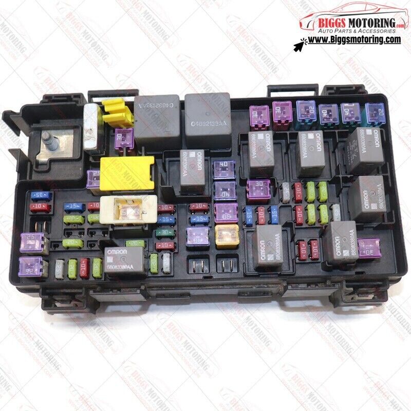 2012 Jeep Wrangler TIPM Totally Integrated Power Fuse Box Module 68105
