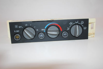 1995-1999 Chevy Gmc Suv A/C Heater Climate Control Unit 16240105 - BIGGSMOTORING.COM