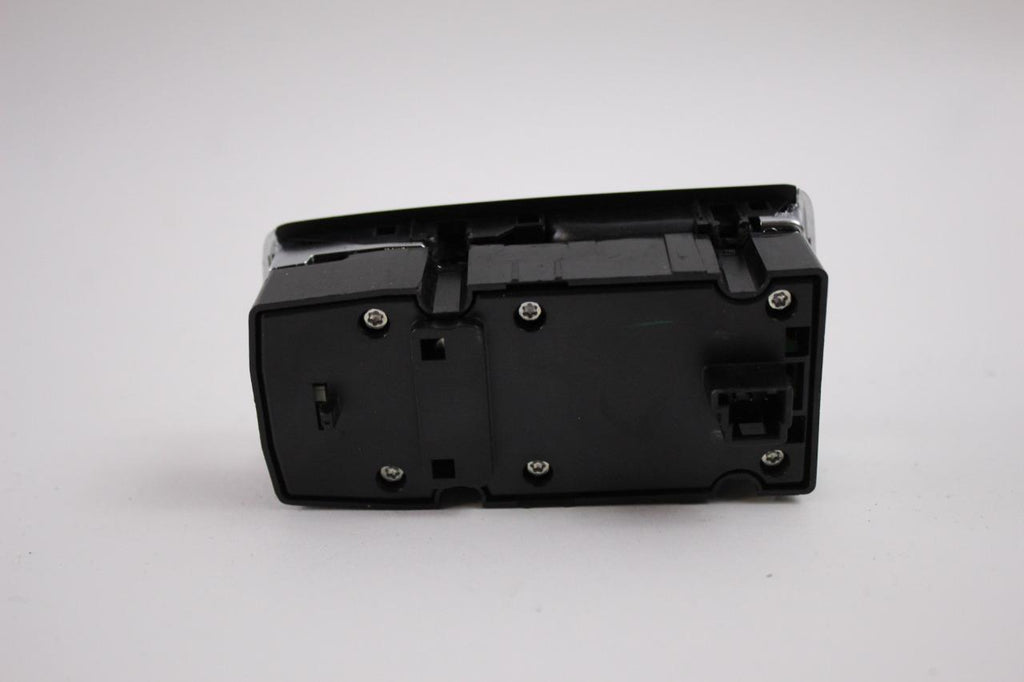 2012-2015 MERCEDES BENZ SLK350 R172 DRIVER SIDE POWER WINDOW SWITCH A1